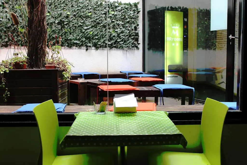 Raval Botella Private Rooms Barcelona